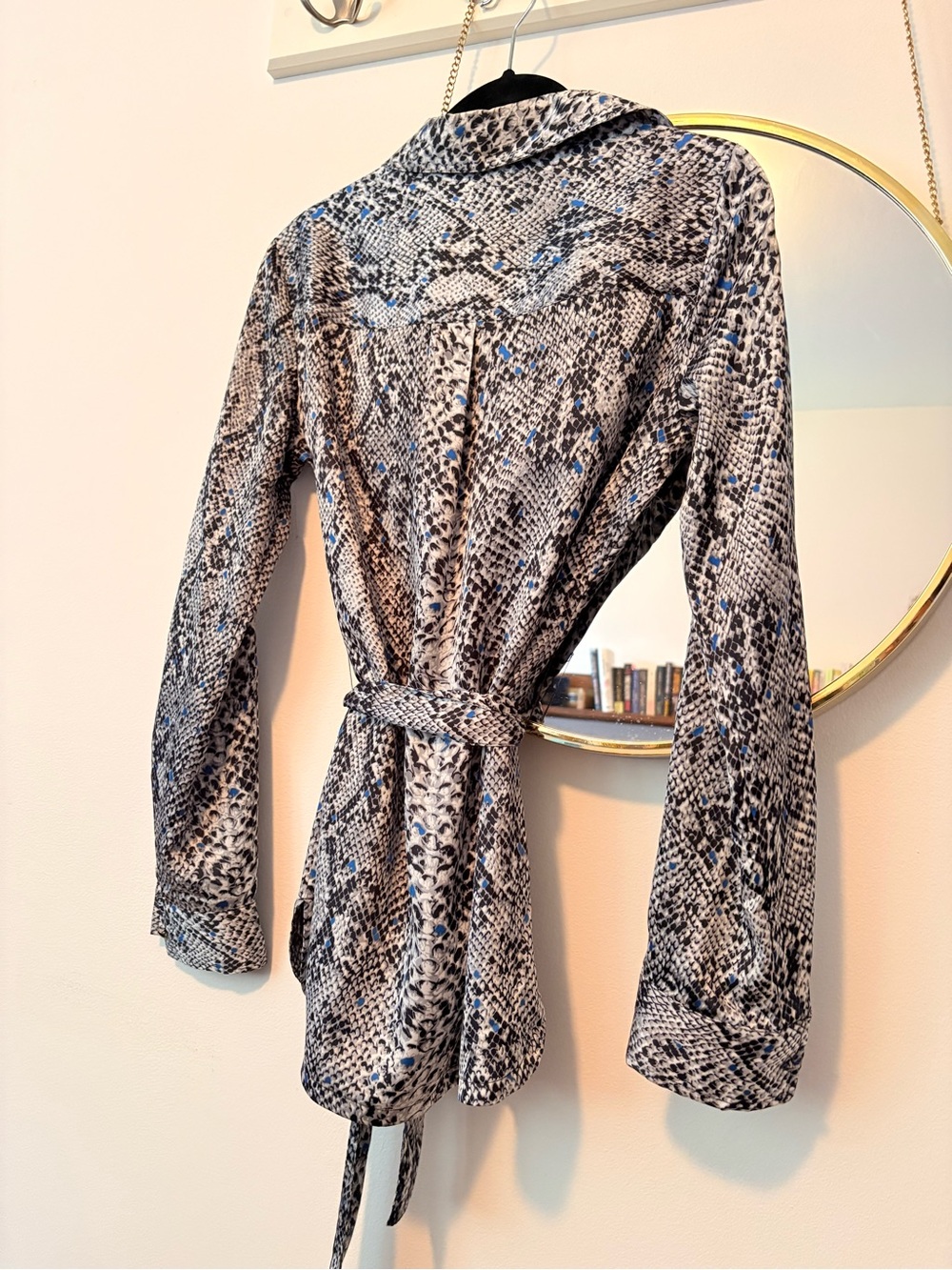 Cache Snake-Print Blouse - Picture 5 of 5
